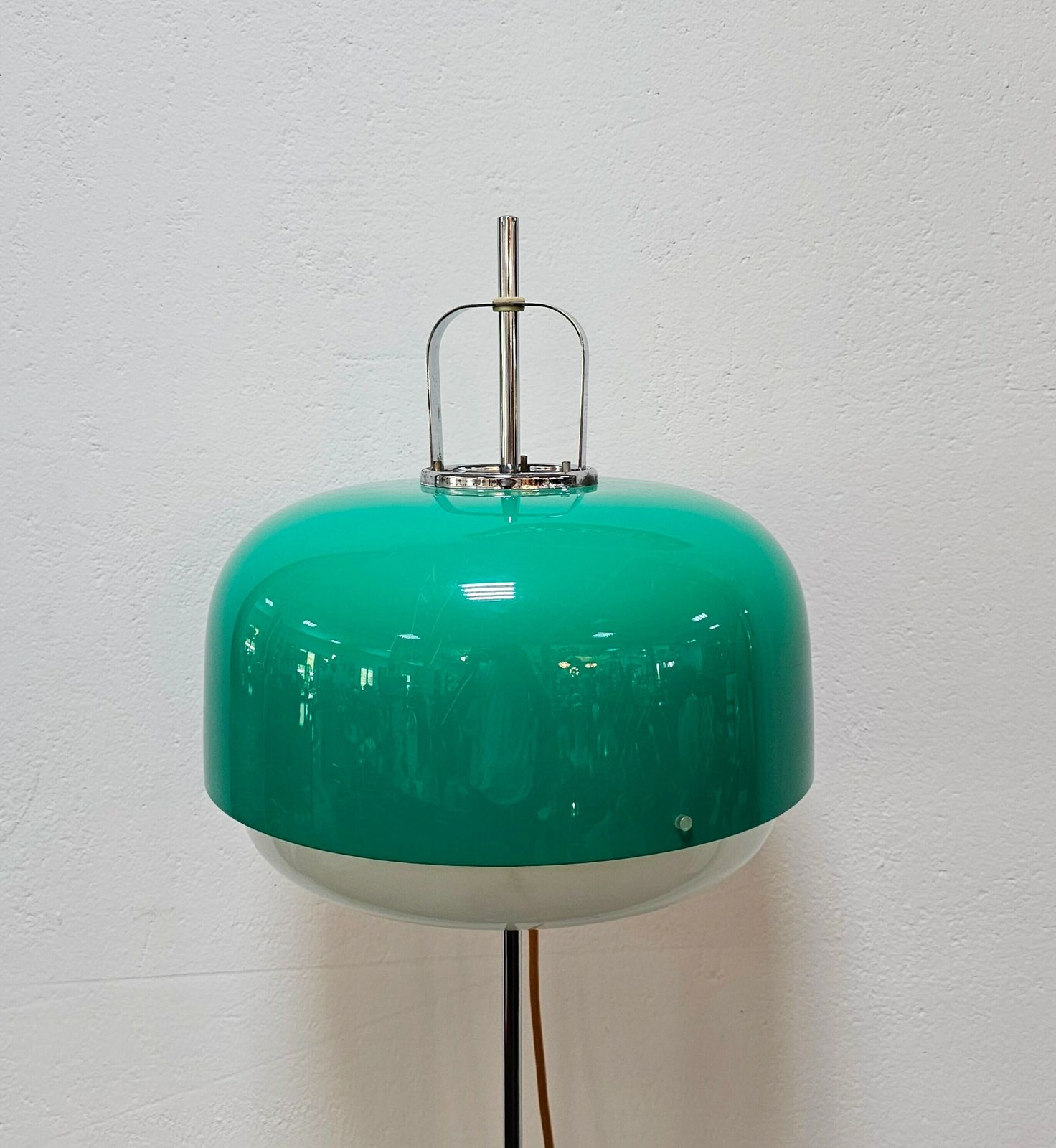 Extremely Rare Guzzini Floor Lamp Model Medusa // Luigi Massoni For Guzzini Floor Lamp // Guzzini Medusa Lamp // Made In Yugoslavia photo for sale