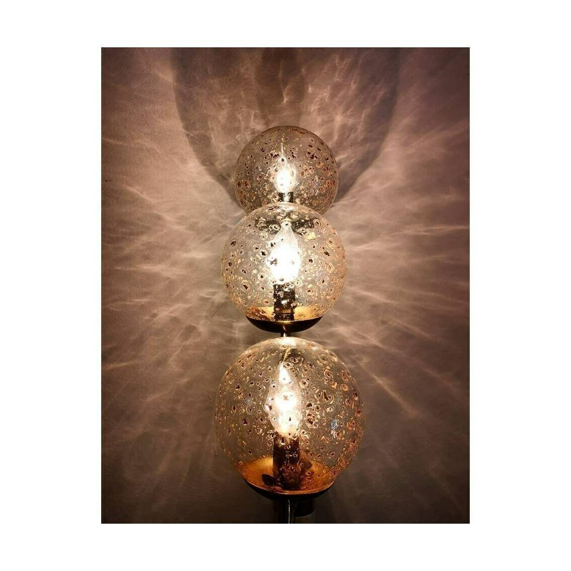 1960s Mid Century Modern Floor Lamp In White And Gold // Vintage Tall Floor Lamp With 3 Semi Adjustable Glass Balls // Made In Italy photo 765.0