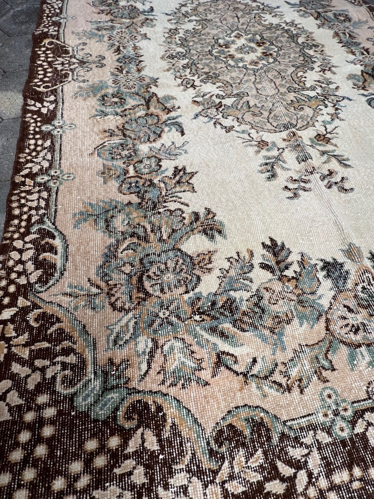 photo furniture Beige Groen Vintage Yuruk Vloerkleed 252 X 138 Cm – Beige Green Vintage Yuruk Rug 252 X 138 Cm, 1960s