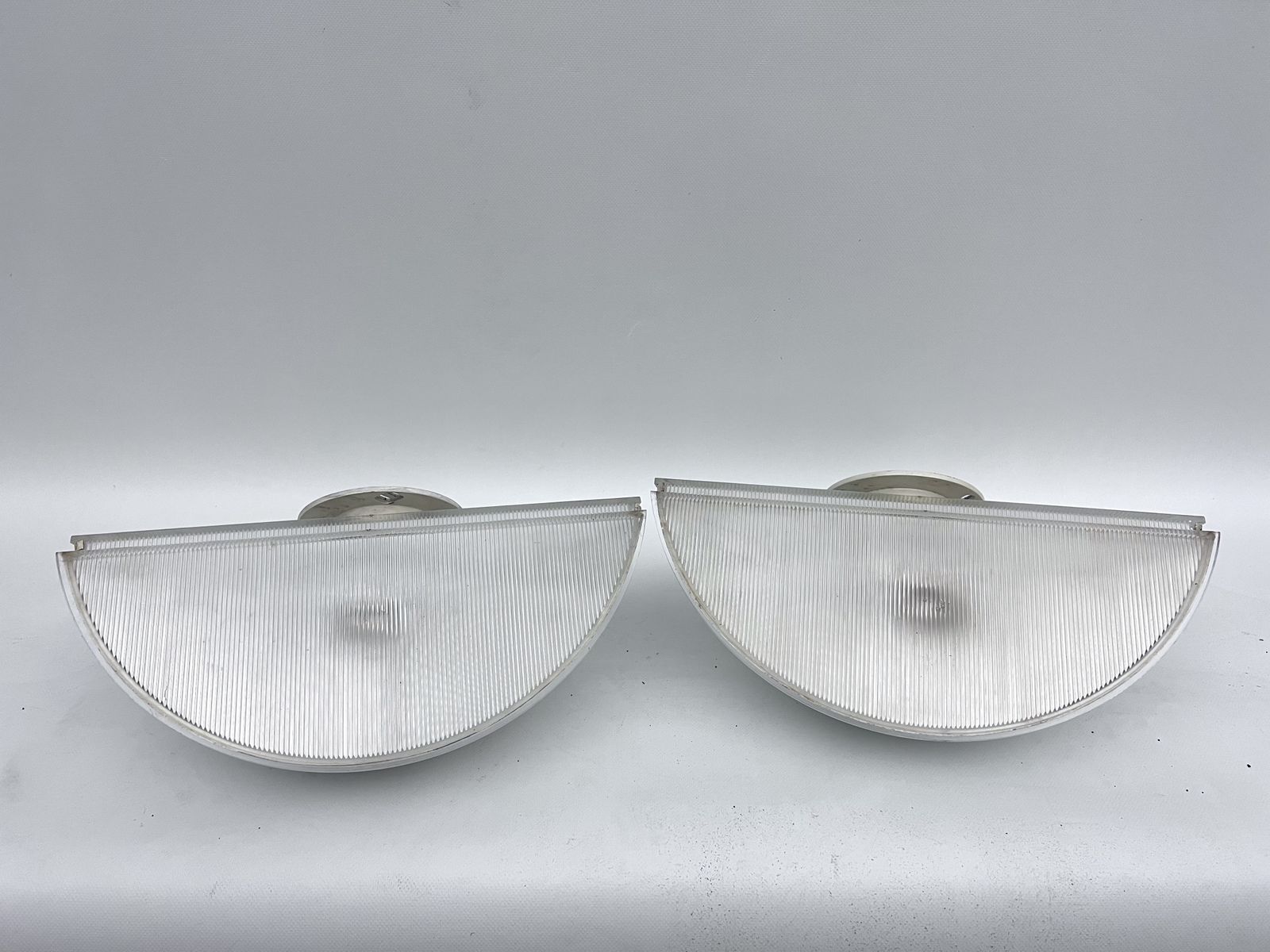 Flos, Vintage Set Of Two Quarto Sconces By Afra E Tobia Scarpa. Italy 1970s photo vinterior