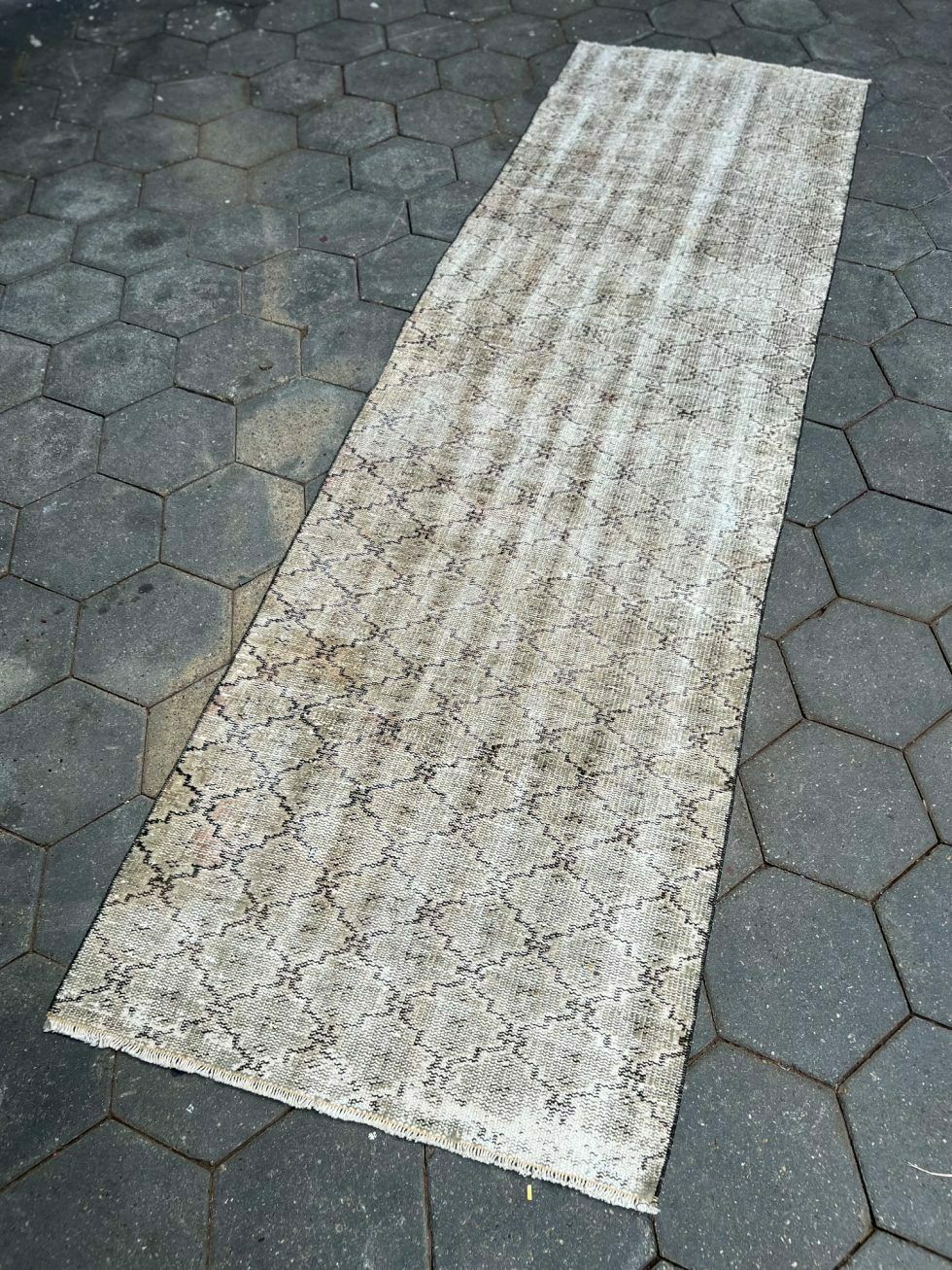 Vintage Yuruk Rug/ Runner 83 X 280 Cm, 1960s photo furniture