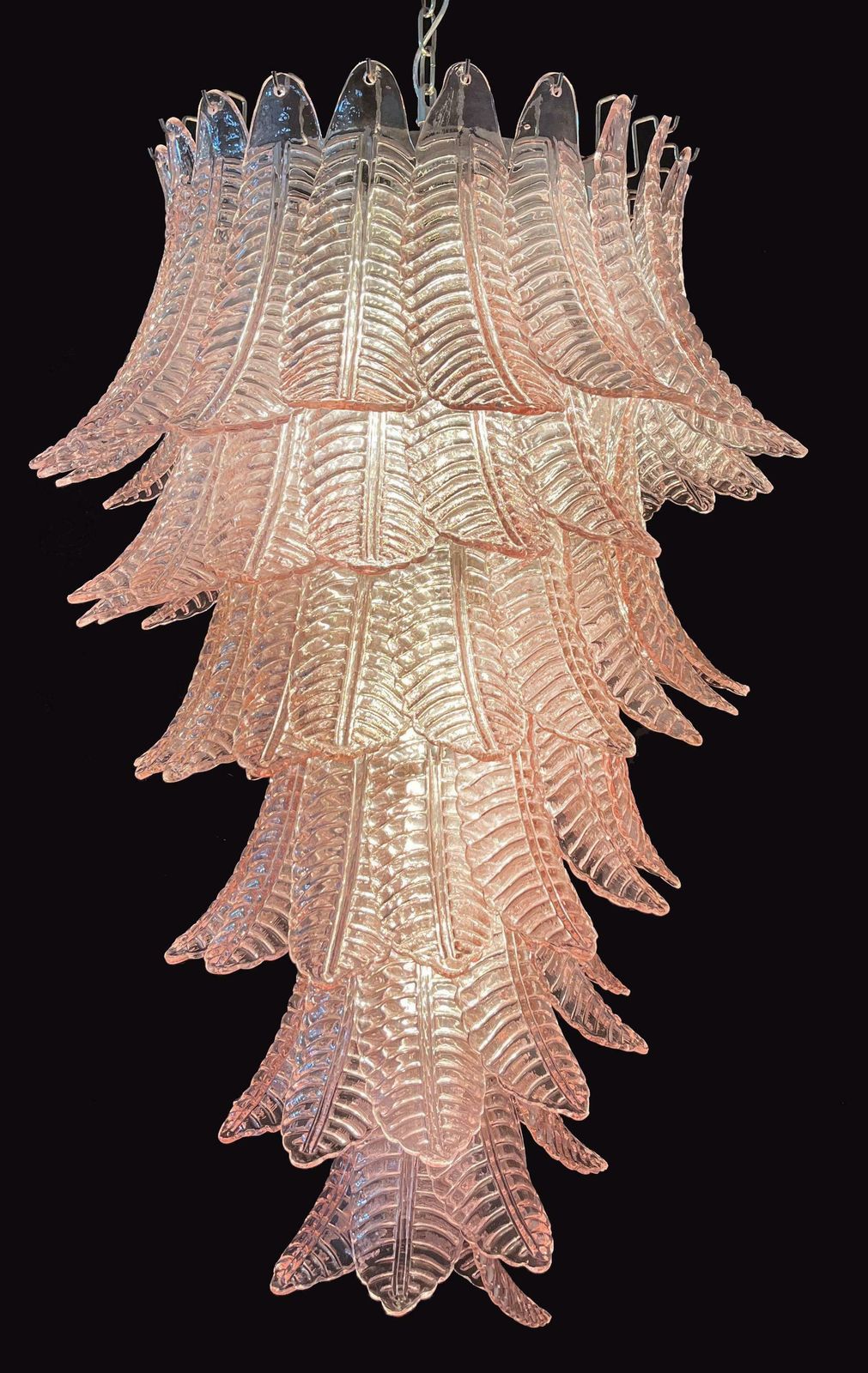 Majestic Italian Murano Felci Glass Spiral Chandeliers   83 Pink Glasses photo buy