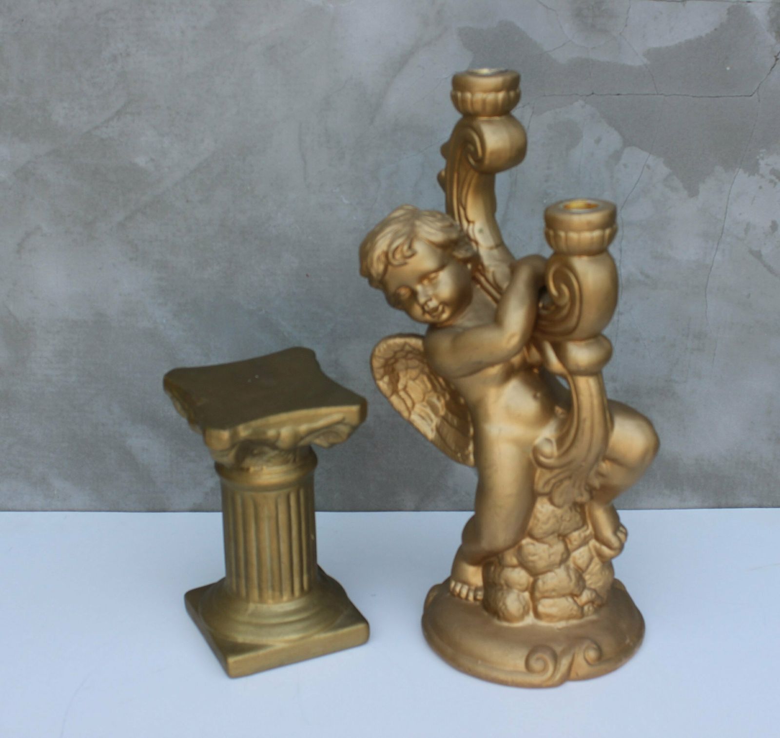 Golden French Cherub Candlestick Baroque Fireplace Accent, A Stunning Gypsum Cherub Christmas Decoration photo Home Decor