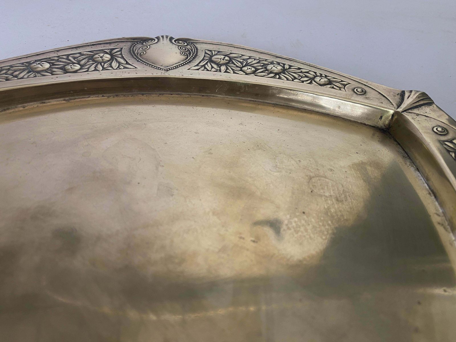 Platter In Brass Art Deco Period Gold Color Signed France 1940 £237.73 photo furniture