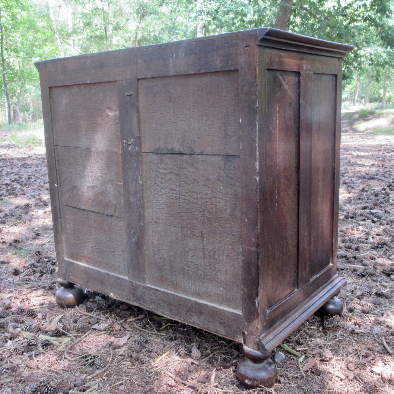 Late 17th Century Oak Chest Of Drawers, Circa 1680 photo 6000.0
