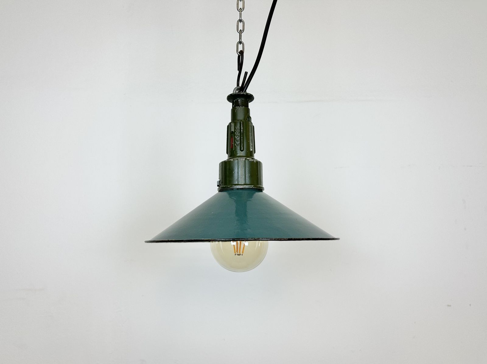 Industrial Petrol Enamel Military Pendant Lamp With Cast Aluminium Top, 1960s, 4x photo vinterior