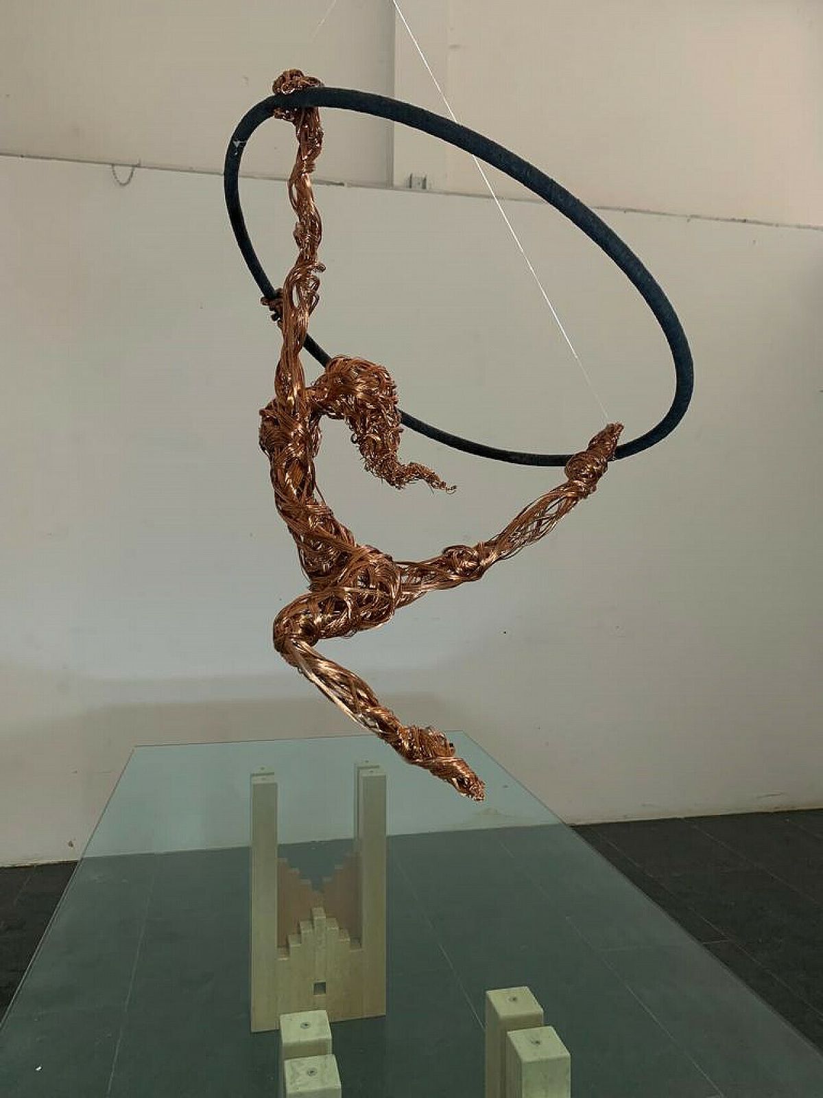 Maria Vittoria Urbinati, Acrobat Woman, Copper Wire Sculpture, 2010 photo buy