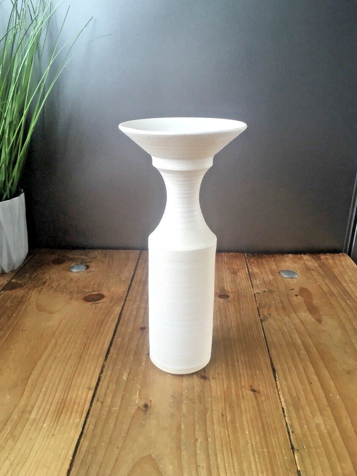 Mid Century 60's Welsh Claypits Ewenny Studio Art Pottery Vase Scandi Style 70's photo vinterior