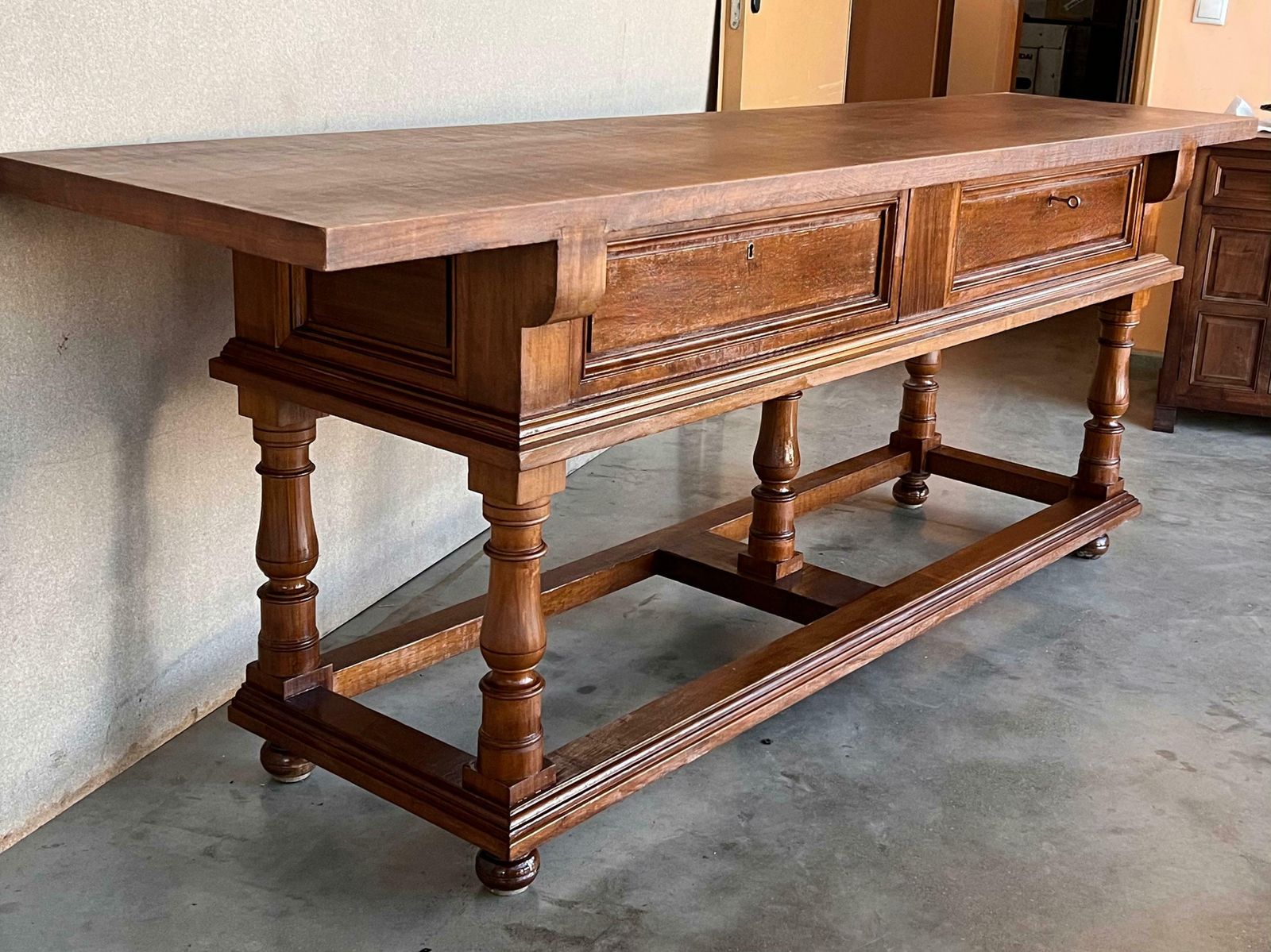 Grande console du début du XXe siècle à deux tiroirs photo furniture