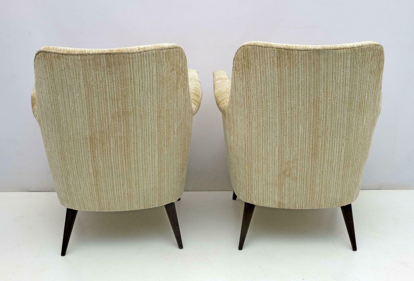 photo furniture Pair Of Nino Zoncada Mid Century Modern Chenille Velvet By Cassina Armchairs 50s