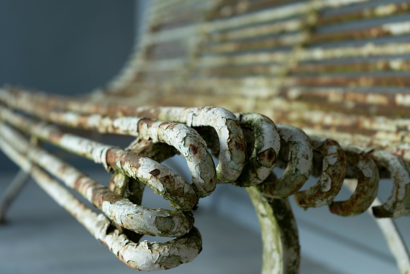 Antique Arras Garden Bench photo vinterior