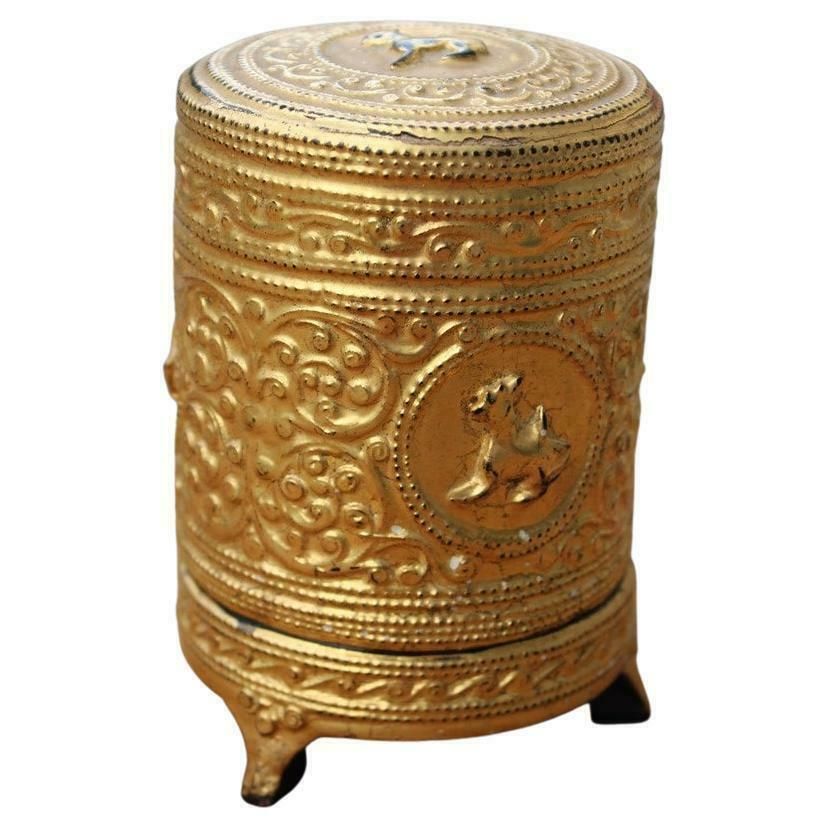 Chinese Lacquer Tobacco Box With 24 Carat Pure Gold Decorations 1940s