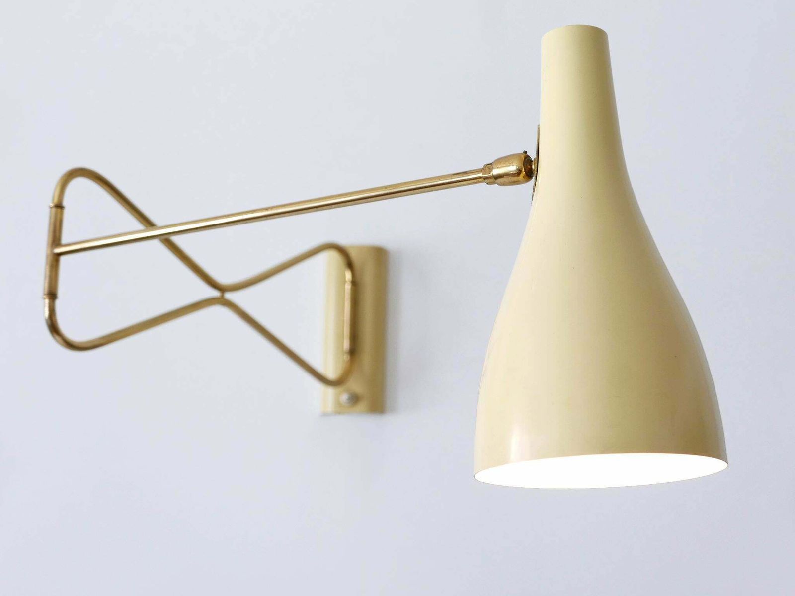 Rare & Elegant Mid Century Modern Wall Lamp '9590/28' By Cosack Germany 1950s photo vintage