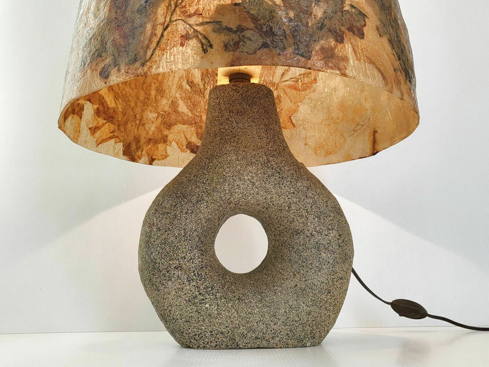 Important Vintage 1970 Granite Stone Lamp & 70s Resin Herbier Lampshade photo vintage