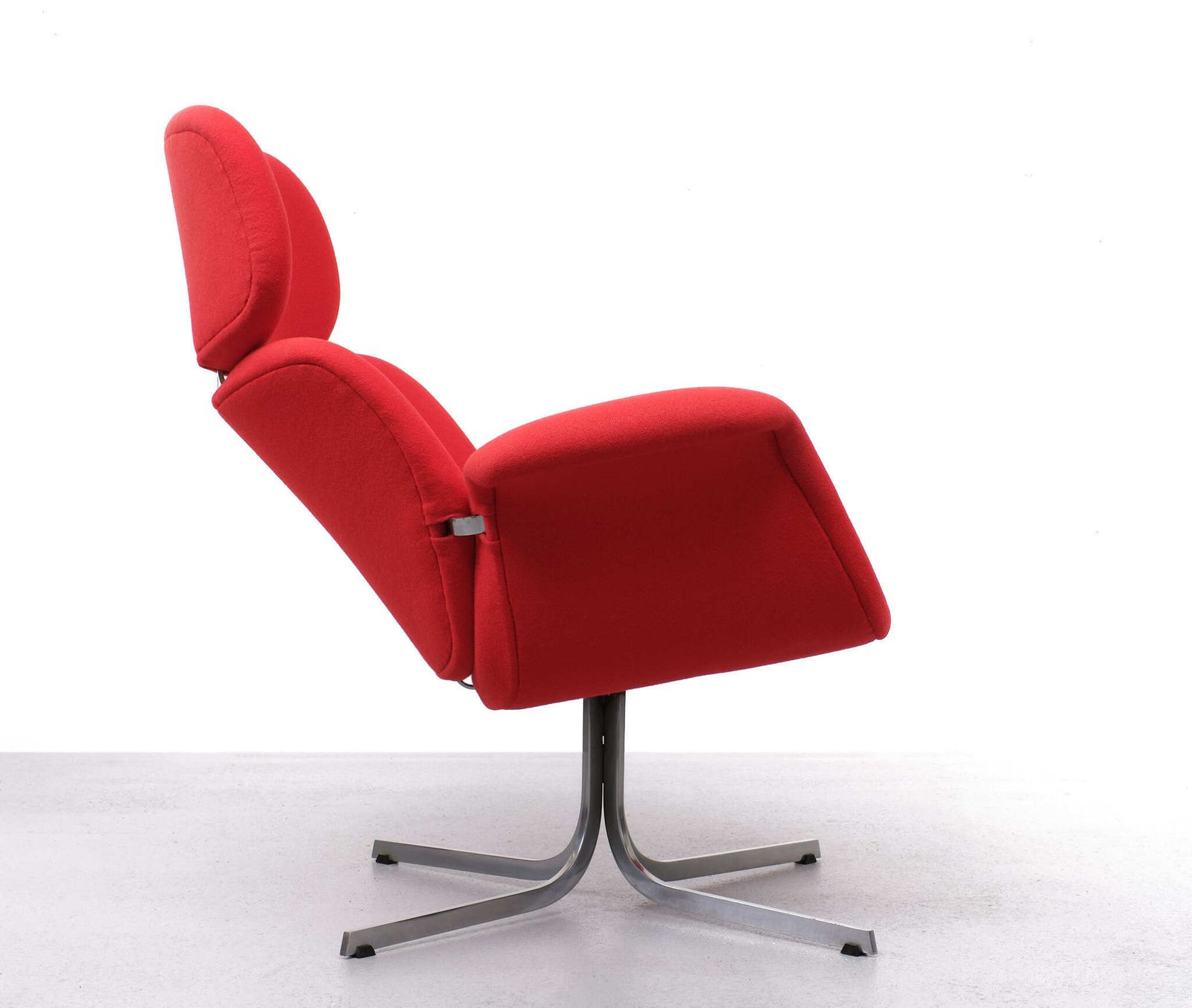 Pierre Paulin Lounge Chair '' Big Tulip '' Artifort 1960s photo for sale