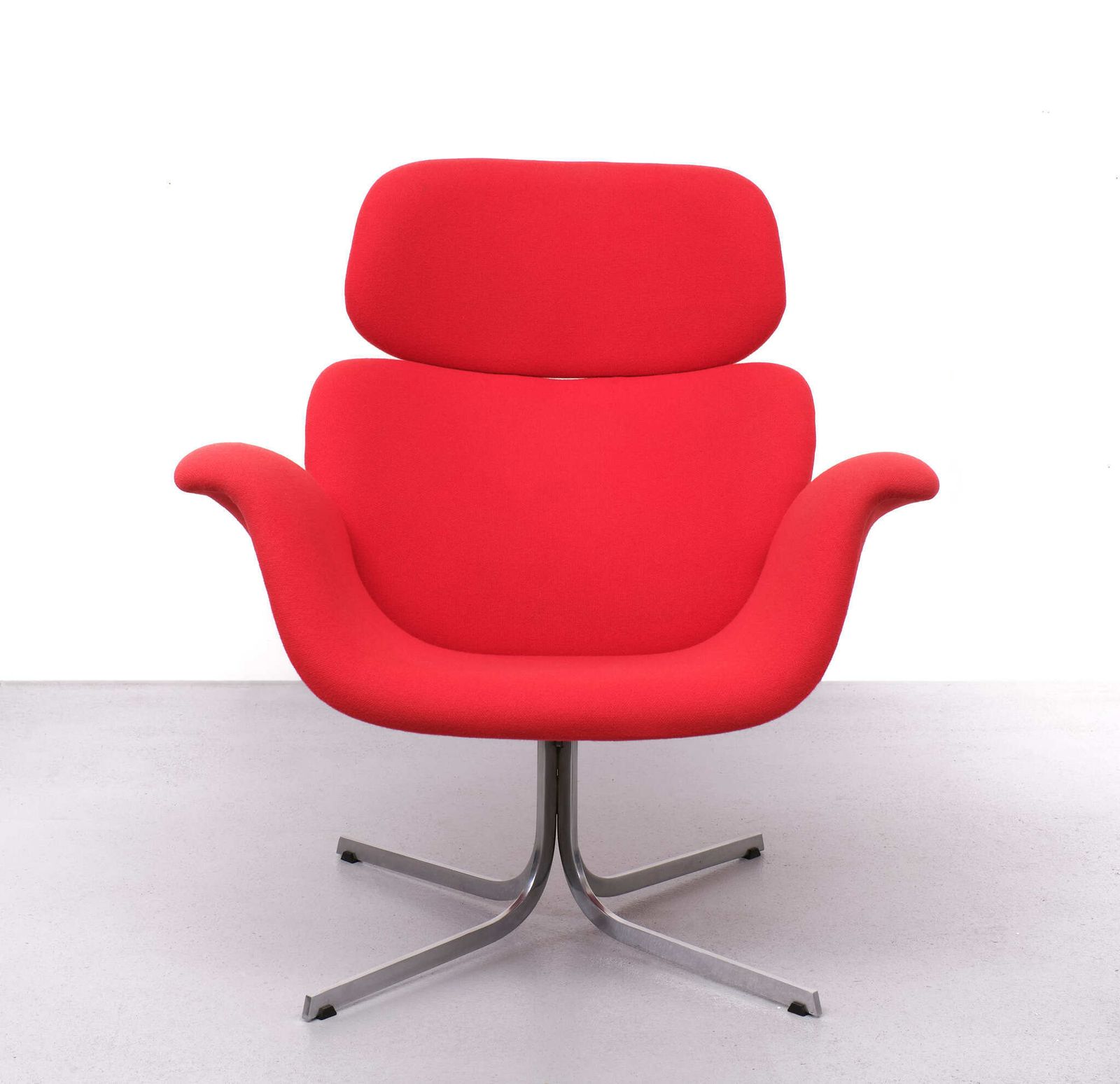 Furniture Pierre Paulin Lounge Chair '' Big Tulip '' Artifort 1960s photo