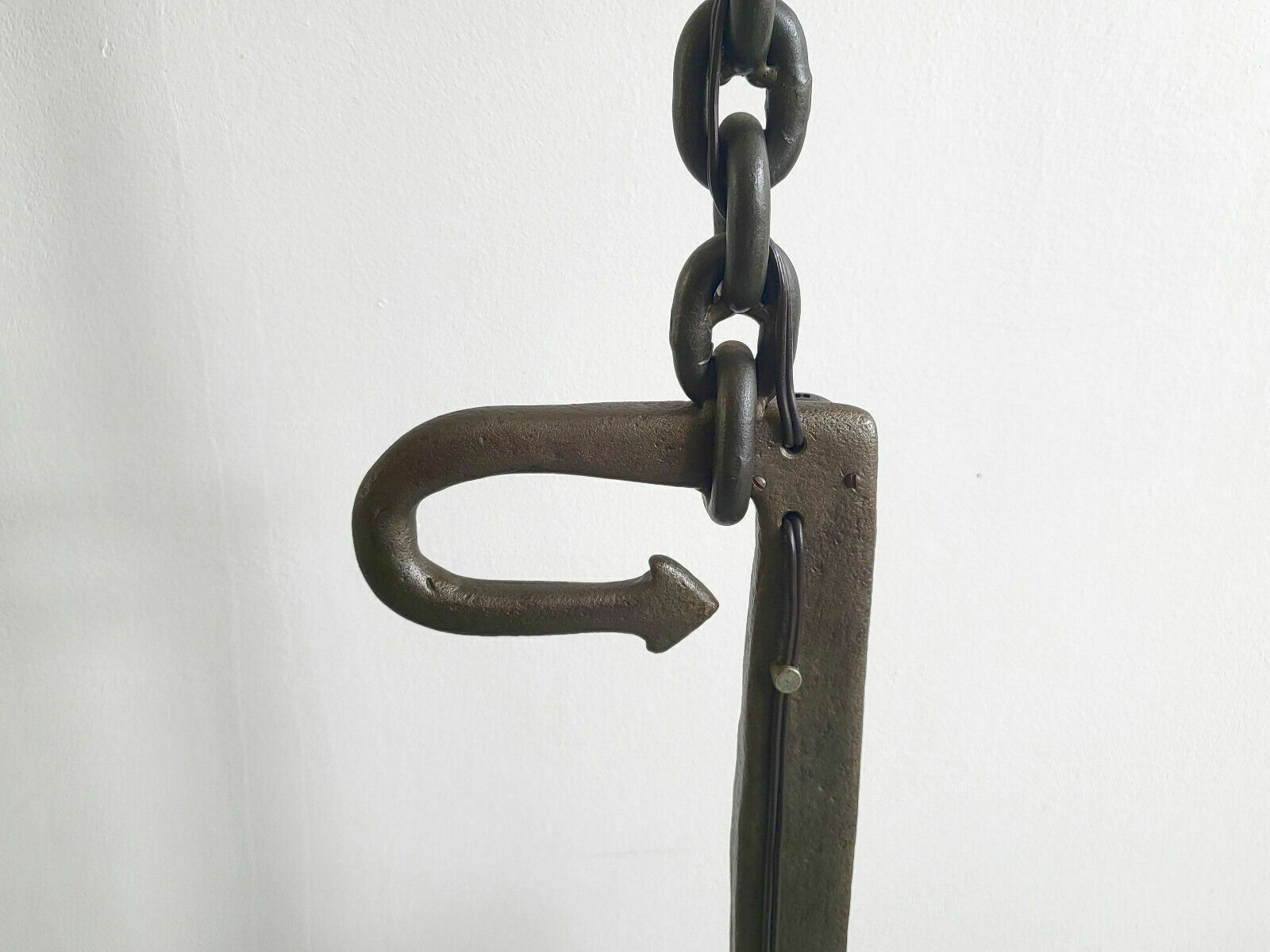 Vintage Brutalist Vloerlamp 1970 – Metalen Ketting & Pijlen, Asbak, Jaren 70 photo 1236.0