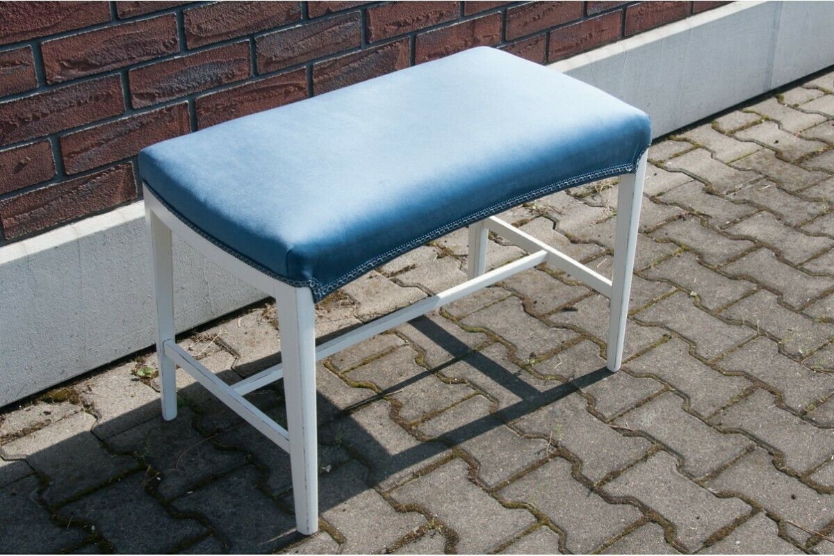 Seat, Northern Europe, Early 20th Century. After Renovation. photo for sale