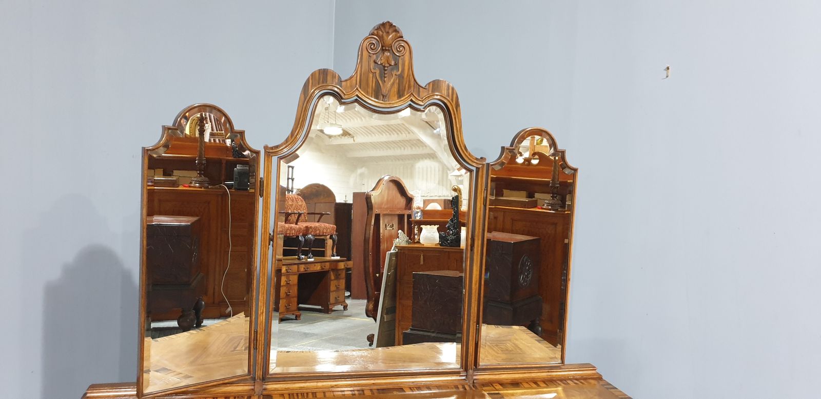 photo buy Amazing Beautiful Dressing Table By Maples