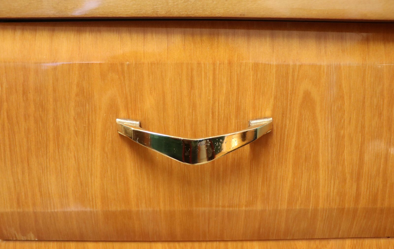 A Superb Teak Veneered Chest Of Drawers By Meredew. photo vinterior