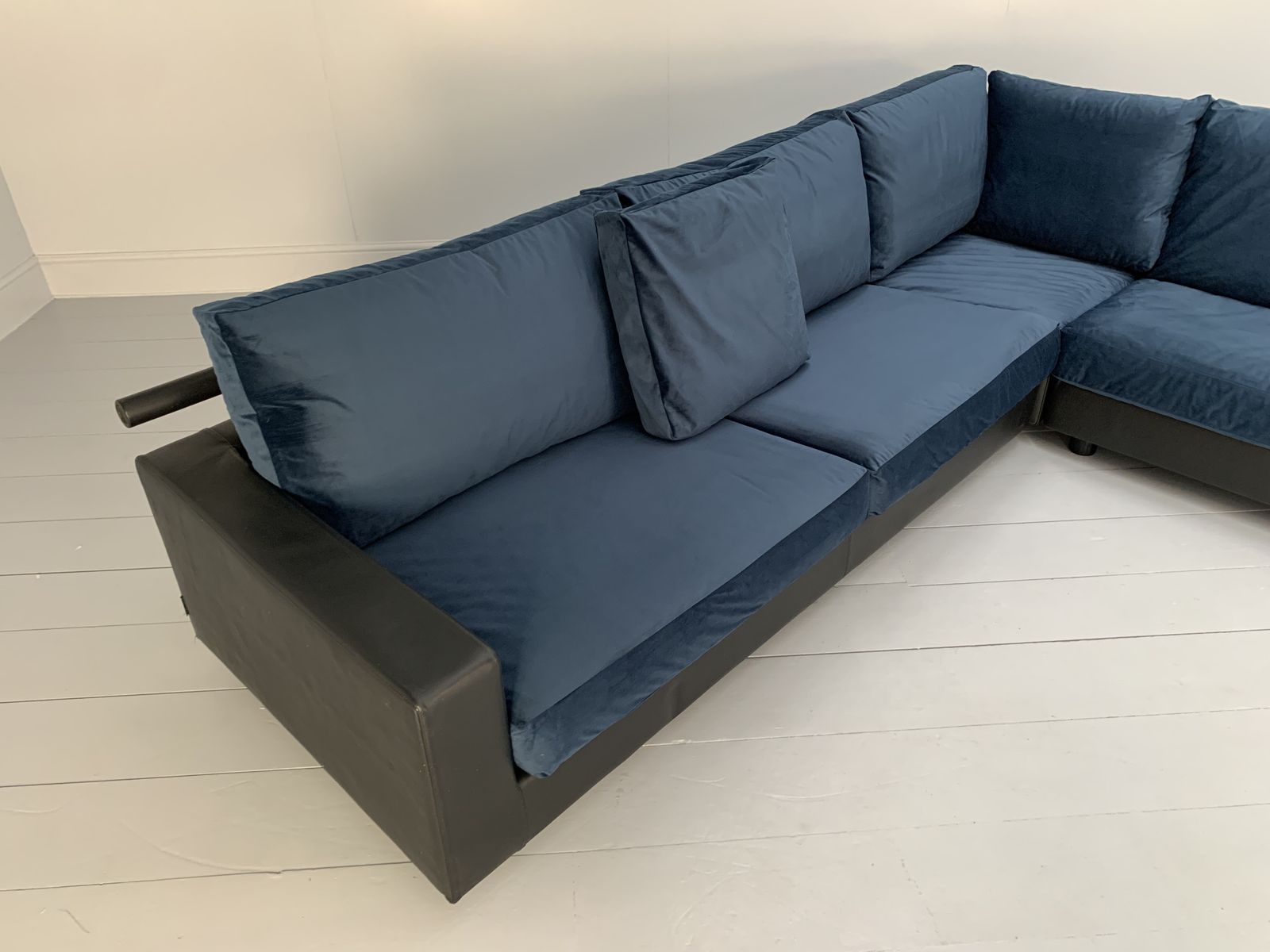 Flexform “Status” Sectional L Shape Sofa – In Black Leather & Blue Velvet photo 6200.0