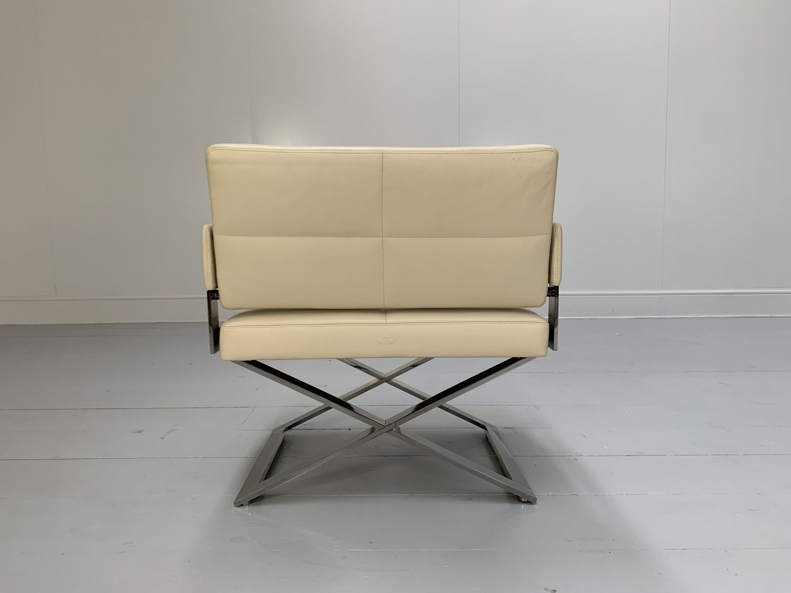 Suite Of 8 Poltrona Frau “Aster X” Dining Armchairs – In Ivory “Pelle Frau” Leather photo buy