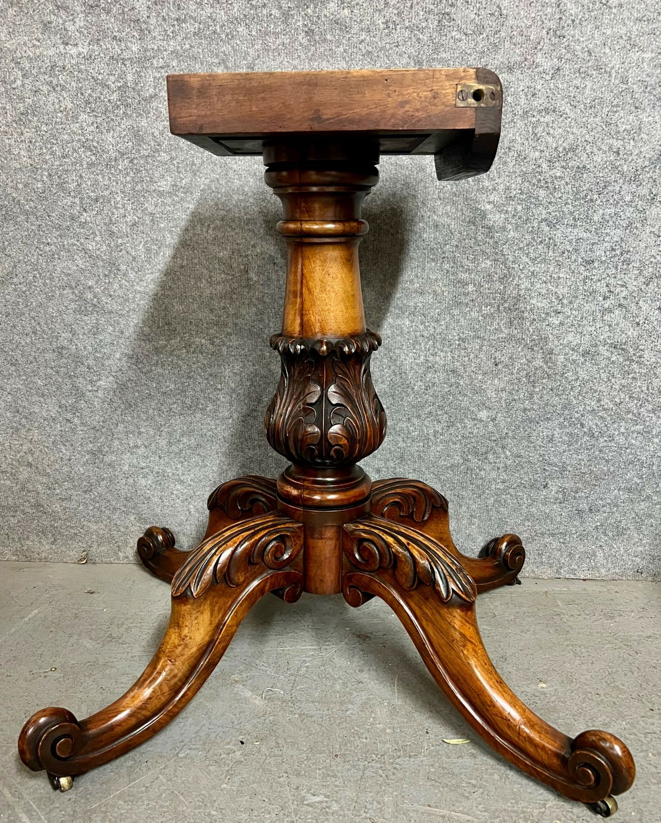 Fine Victorian Medium Size Centre Table photo 1705.0