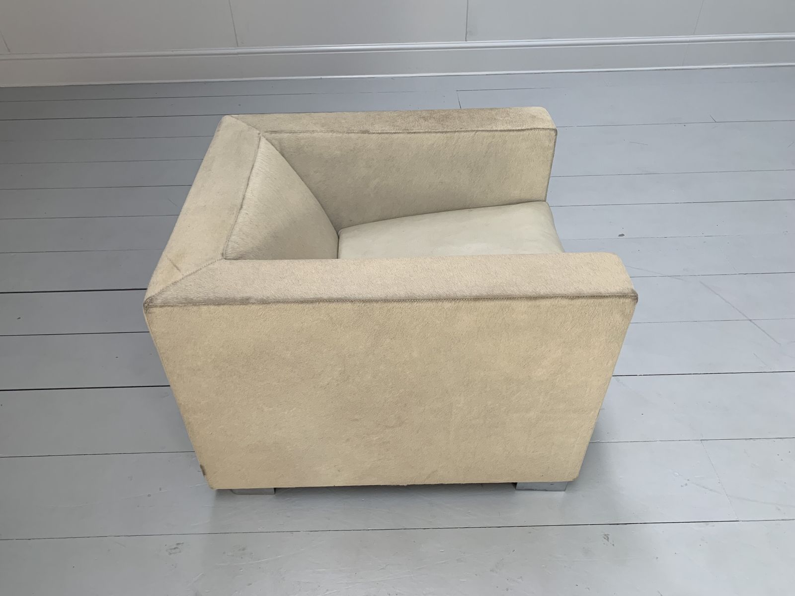 Minotti “Suitcase” Club Armchair – In Pony Skin & “Pelle” Leather photo vintage