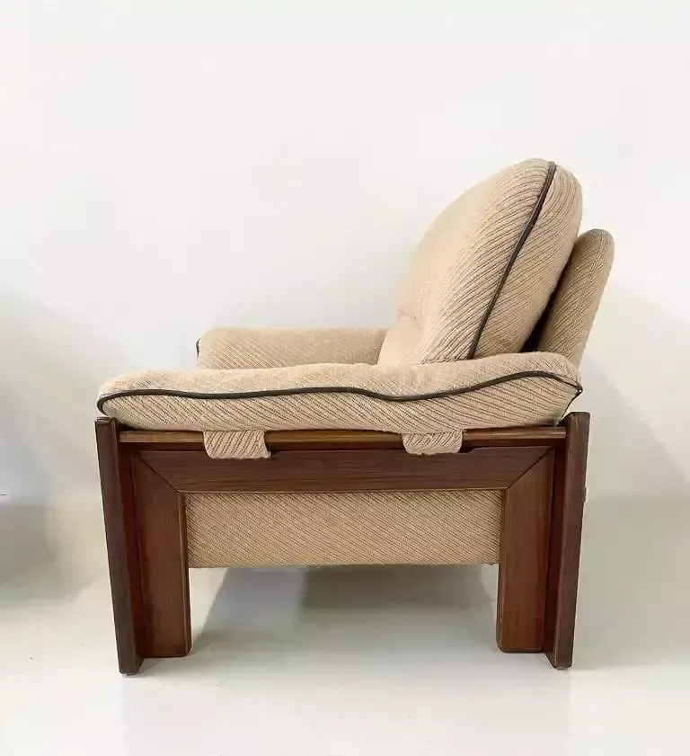 Mid Century Modern Pair Of Armchairs By Sapporo For Mobil Girgi, 1970s photo furniture