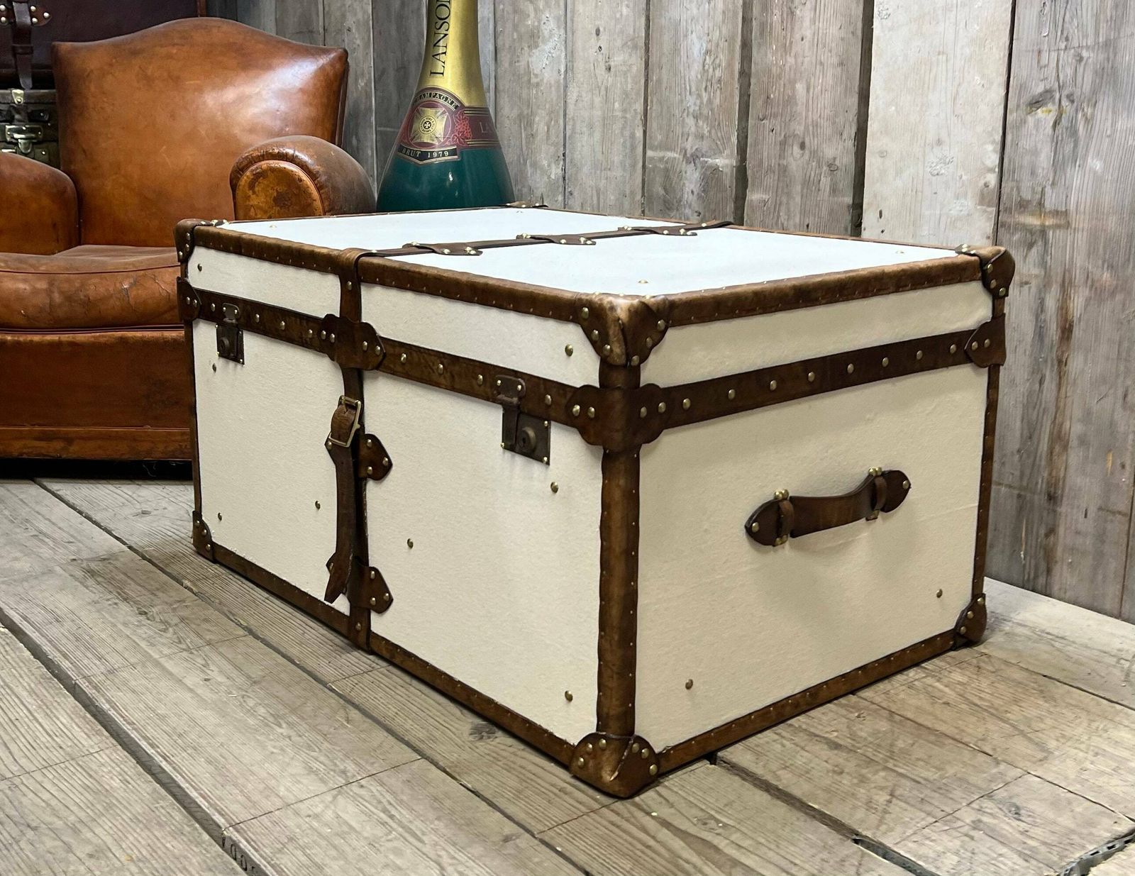Tori Natural Plain Natural Fabric & Leather Coffee Table Trunk Chest Home Decor Furnishings