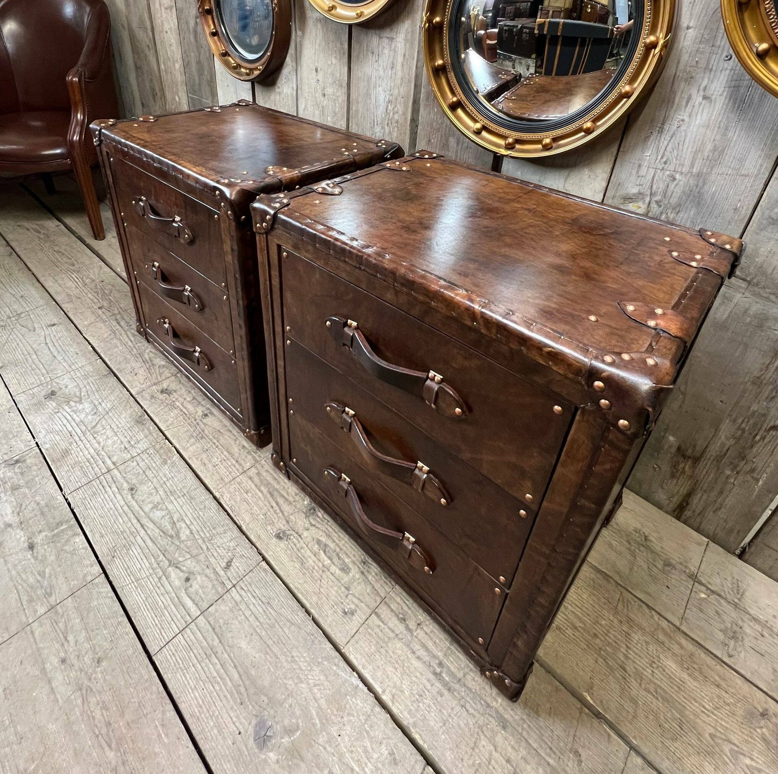 Bedroom Vanities, Luxury Leather Nightstands , Bespoke Furniture photo Furniture