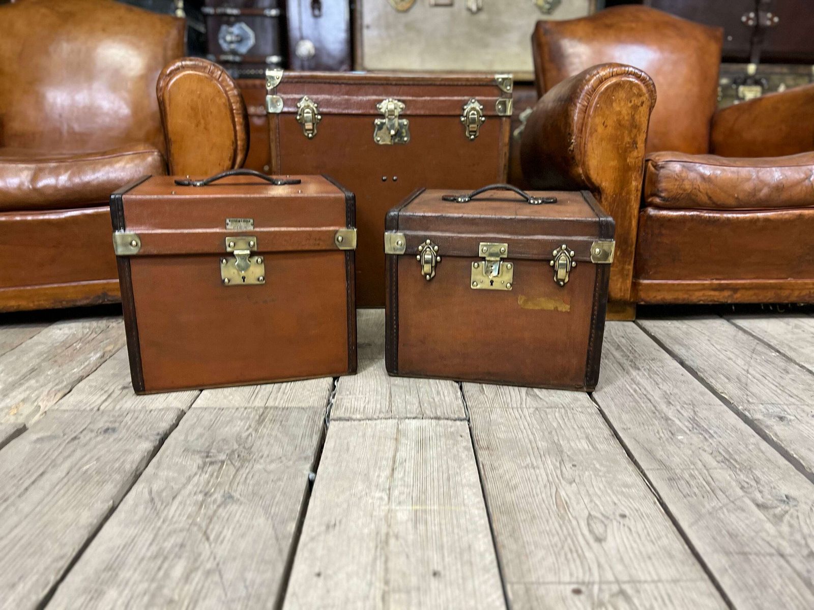 Antique Luxury French Hatbox Trunk Circa 1920s Travel Chest Antique Luggage