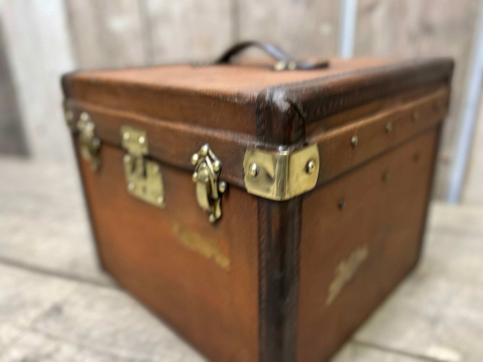 Antique Luxury French Hatbox Trunk Circa 1920s Travel Chest Antique Luggage photo Furniture