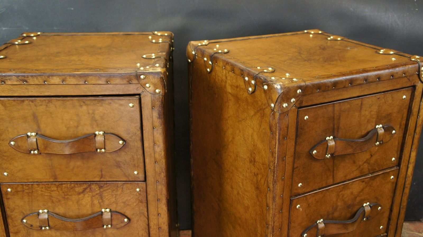 London Leather Nightstands, Luxury Handmade Console Tables, Bedroom Side Tables, Luxury Leather Craft photo buy