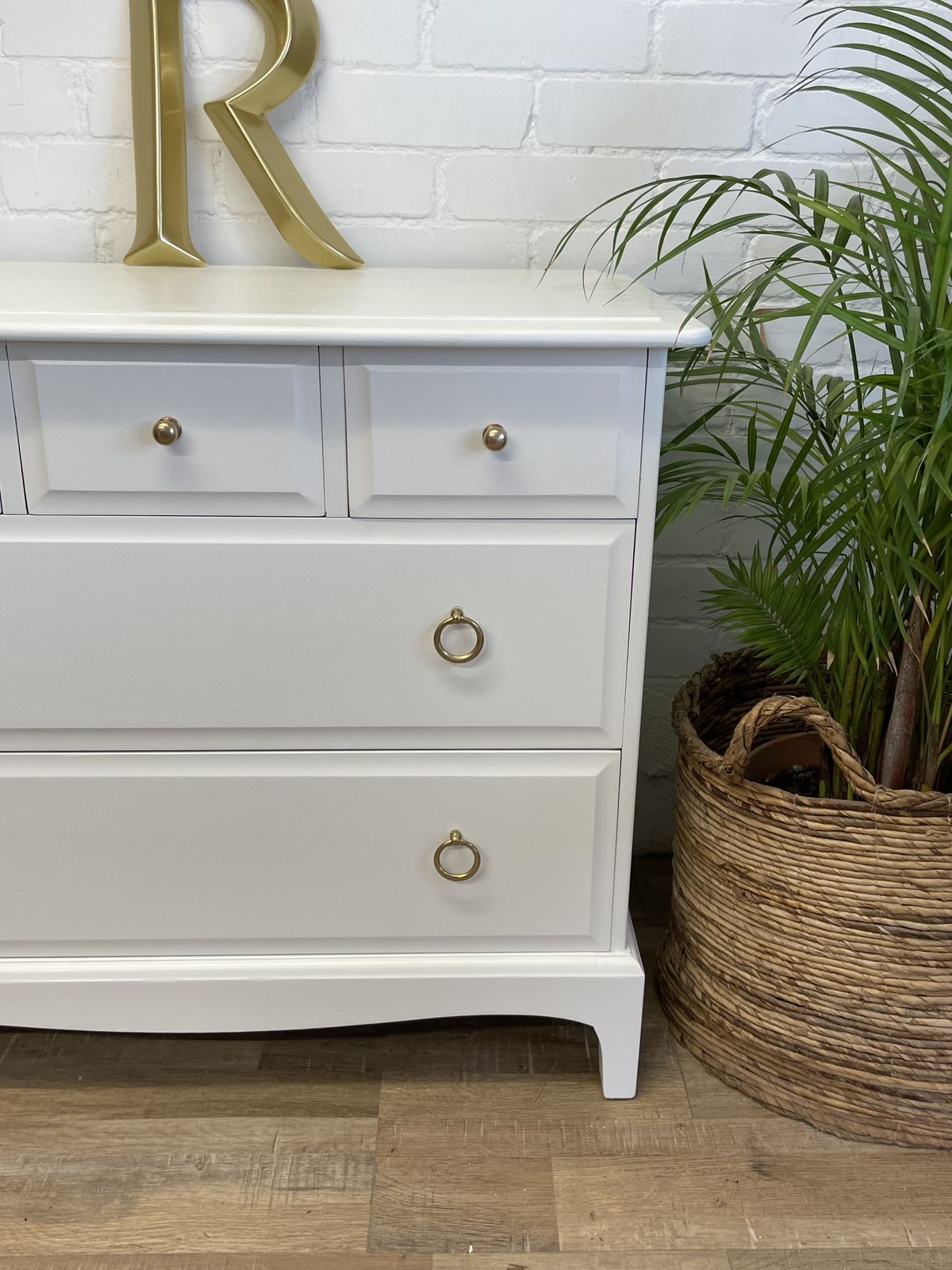 Stag Minstrel 3 Over 2 Chest Of Drawers Painted Jasmine White photo buy