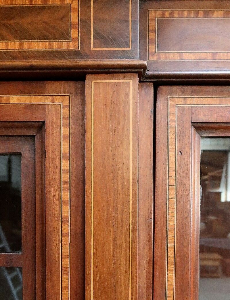 photo vintage Mahogany Bookcase, Directoire Taste – Early 20th Century