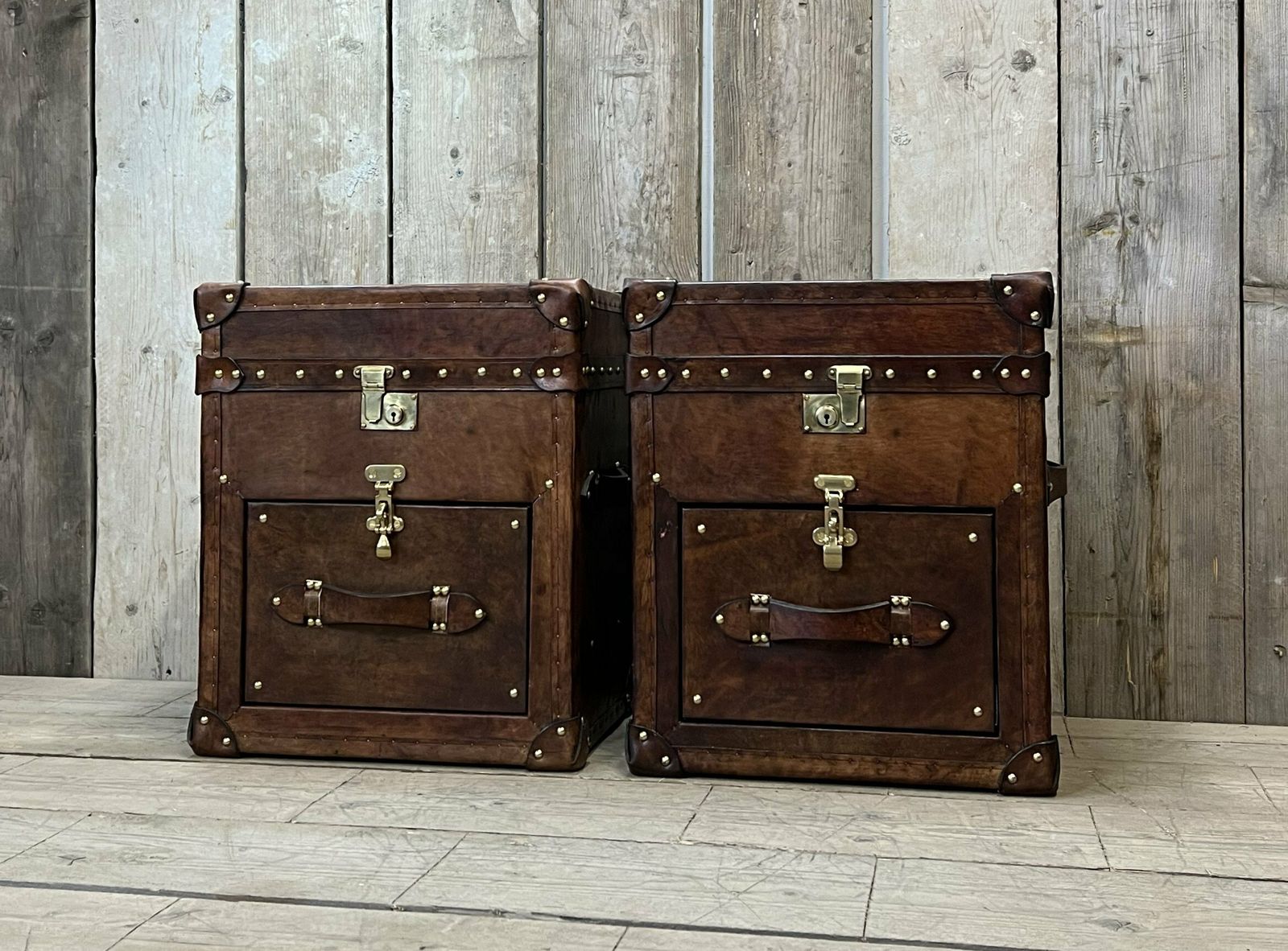 Pair Of Matching Hand Dyed Bridle Leather Occasional Side Table Trunks Vanities Night Stands Trunks Bedroom Furniture photo vinterior