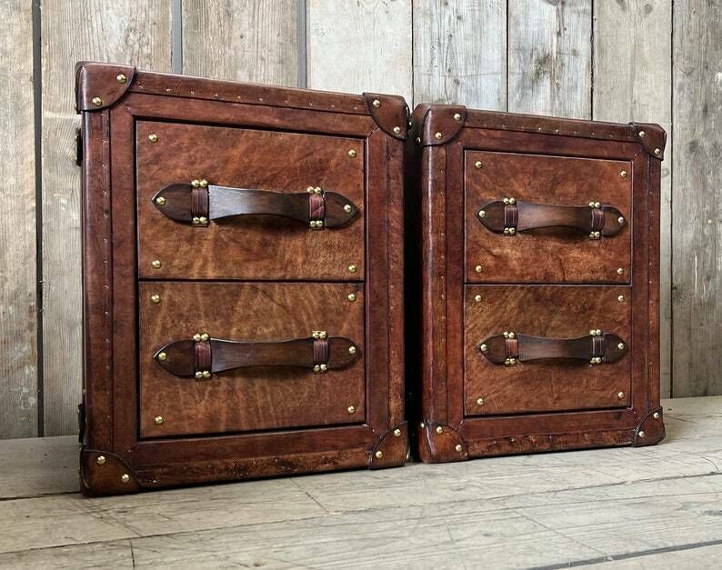 Luxury English Hand Made Hand Dyed Occasional Side Table Trunks Chests Home Decor Bedroom Furniture