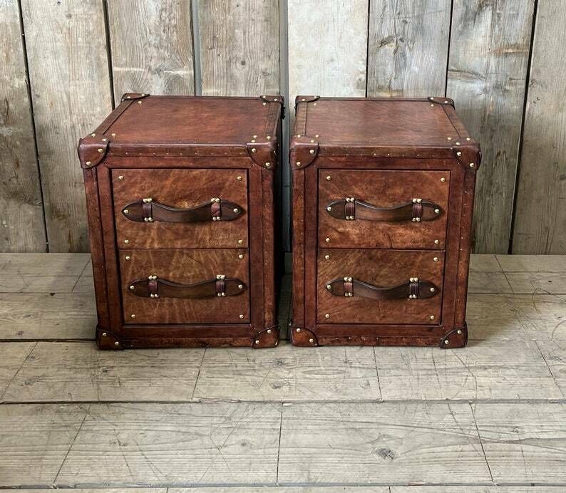 Luxury English Hand Made Hand Dyed Occasional Side Table Trunks Chests Home Decor Bedroom Furniture photo furniture