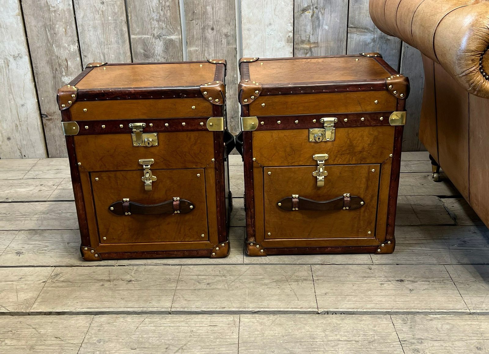 English Luxury London Tan Occasional Room Decor End Tables 1 Draw Night Stands Bedroom Decor photo vintage