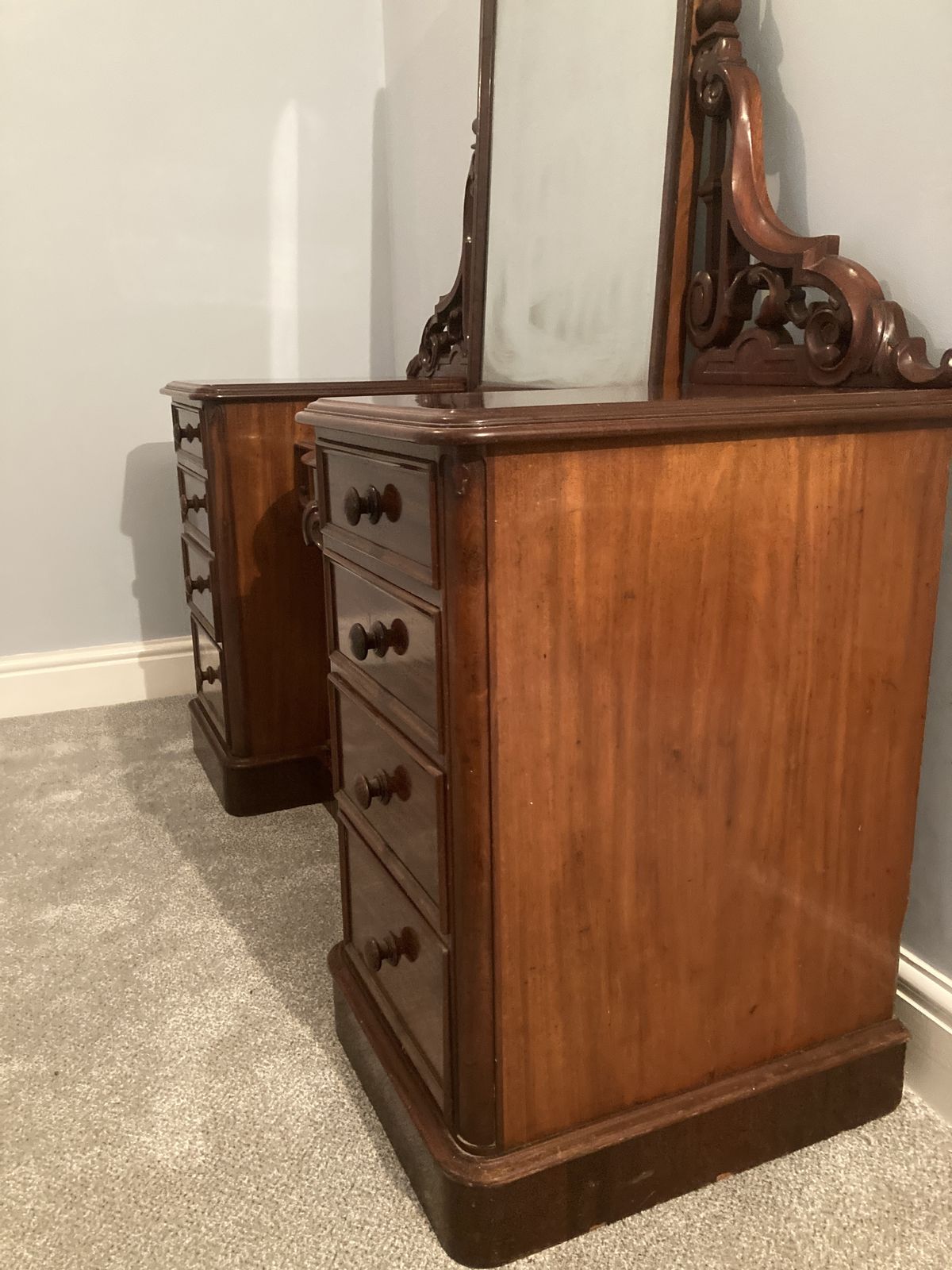 895.0 Large Victorian Mahogany Duchess Dressing Table photo
