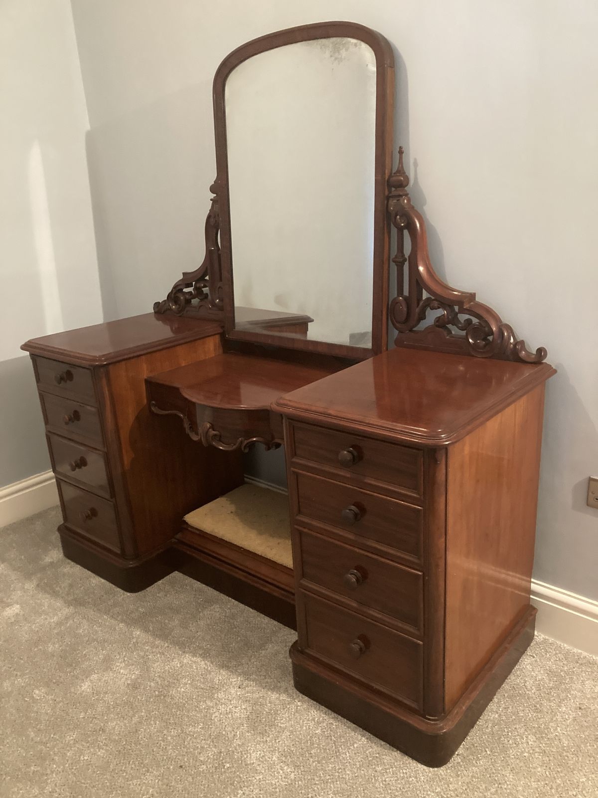 Large Victorian Mahogany Duchess Dressing Table
