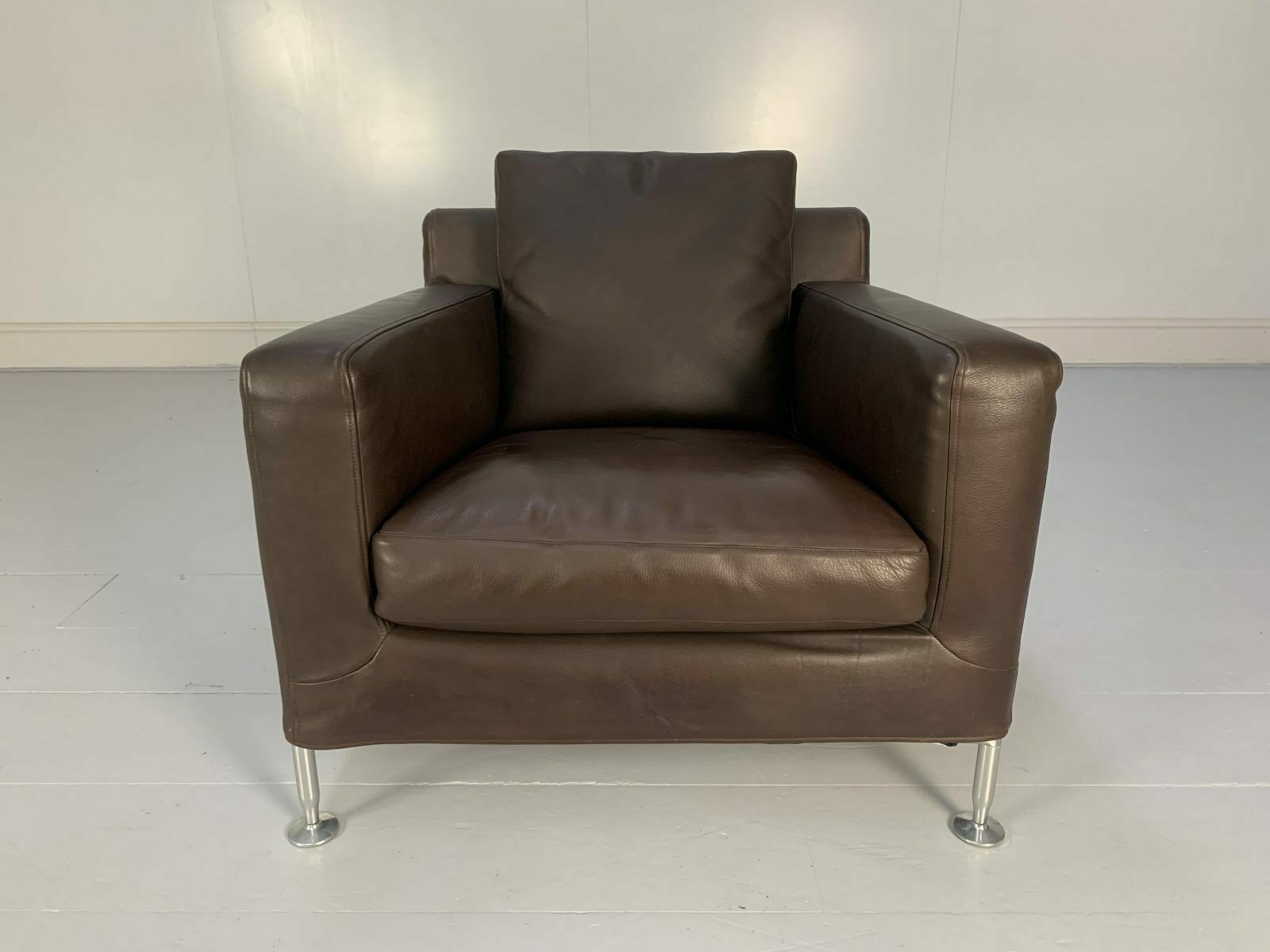 Pair Of B&B Italia “Harry H85” Armchairs – In Brown “Gamma” Leather photo vinterior