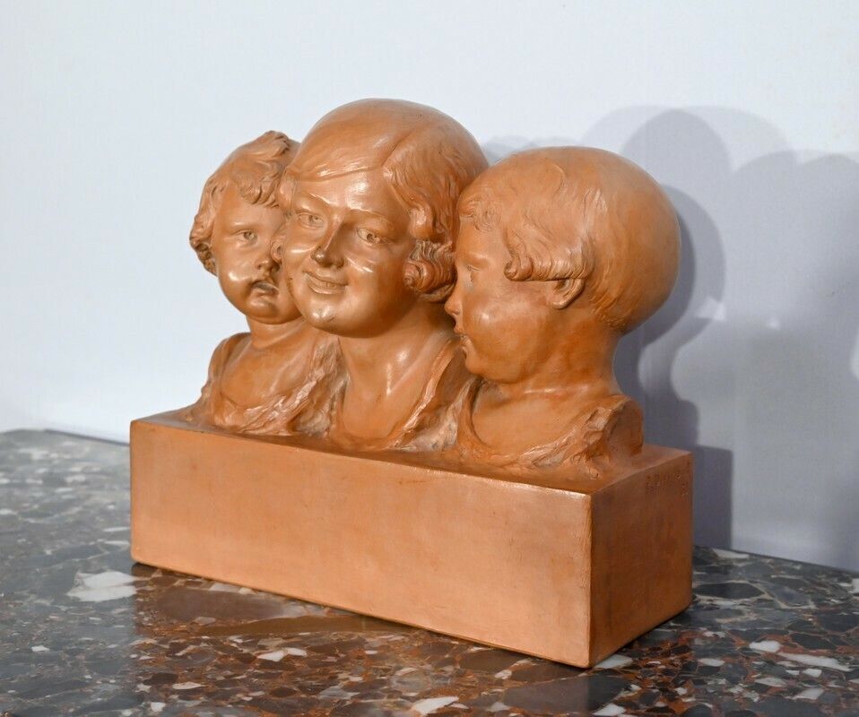 Group In Patinated Terracotta, “Mother And Her Children”, Signed P. Dumont, Art Deco – 1920 photo for sale