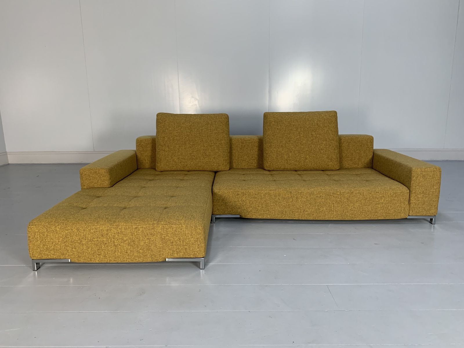Zanotta “Alfa 1326” L  Shape Sofa & Ottoman – In Mustard Yellow Linen & Black Leather photo 5900.0