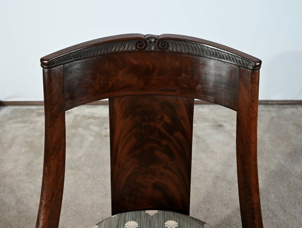 photo for sale Suite Of 4 Gondola Chairs In Cuban Mahogany, Restoration Period – Early 19th Century