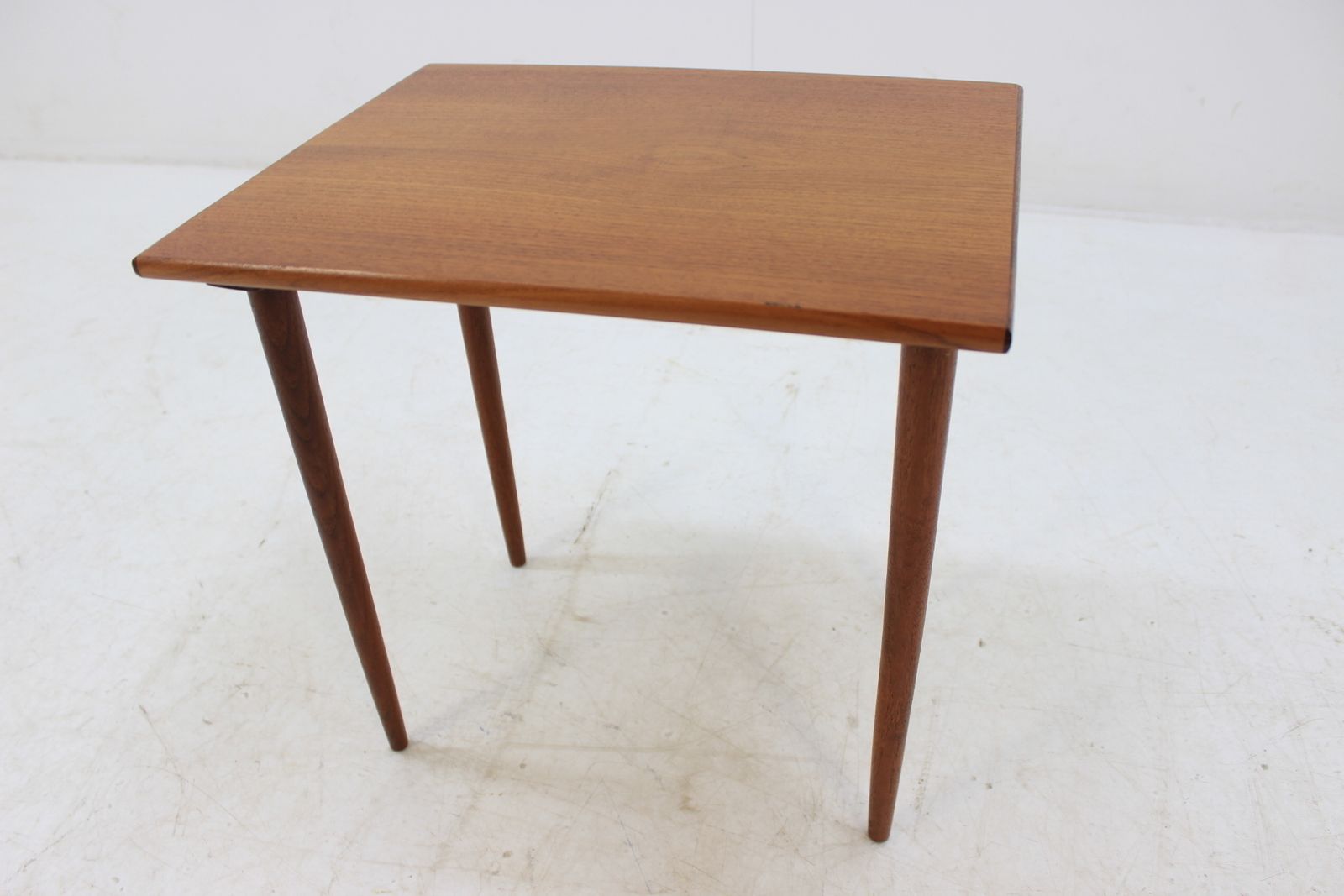 Mid Century Single Nesting Table, Denmark, 1960s. photo 160.0