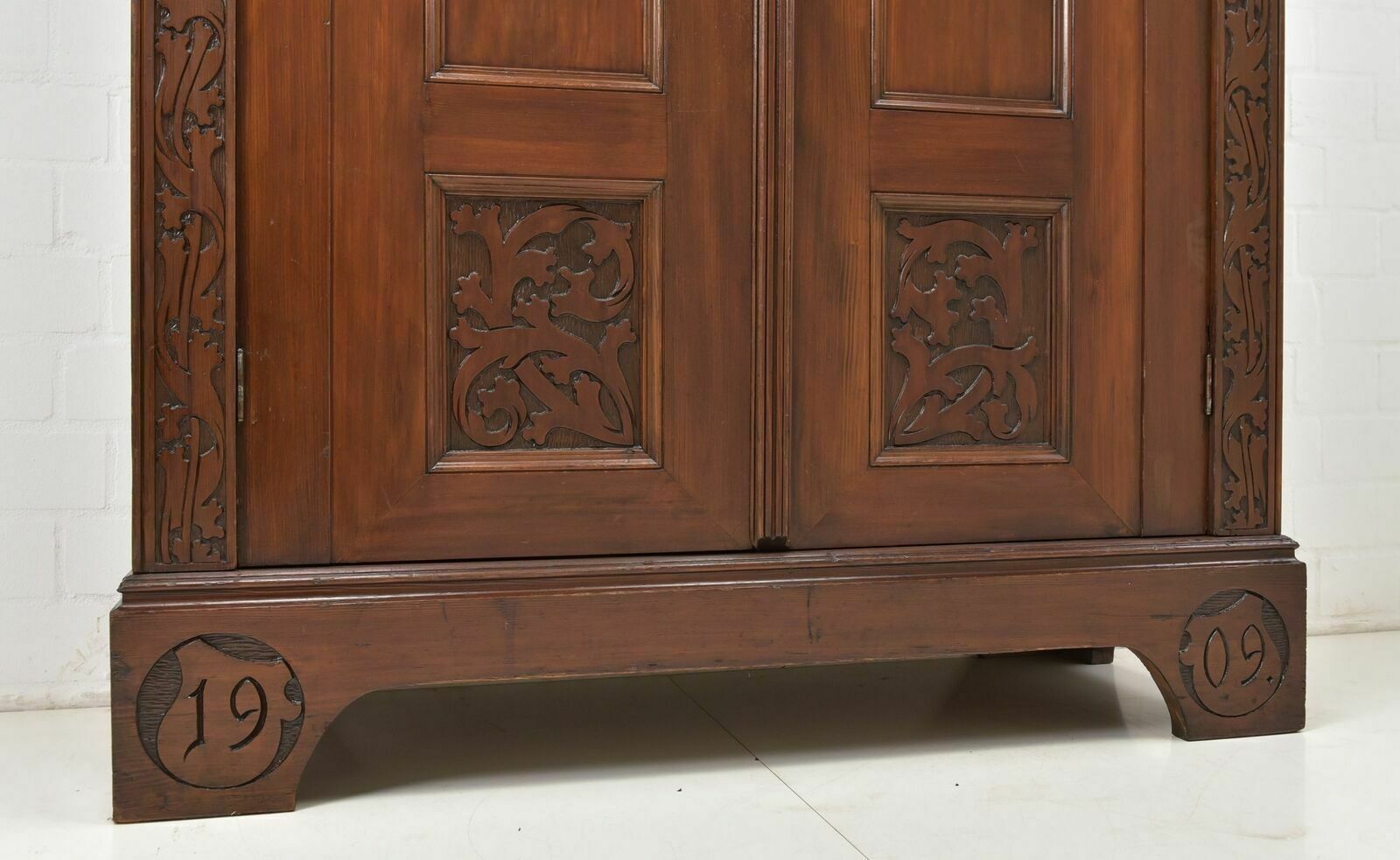 Furniture Antique! Hall Cabinet Restored Art Nouveau Gothic 1909 In The Style Of Riemerschmid photo