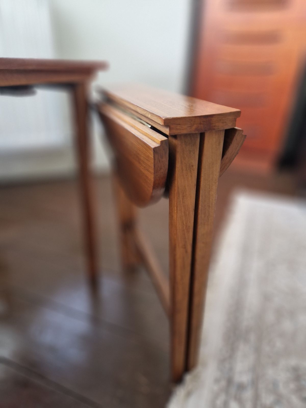 photo furniture Mid Century Set Of X3 Side Tables, 1 Rectangle & 2 Round Shapes