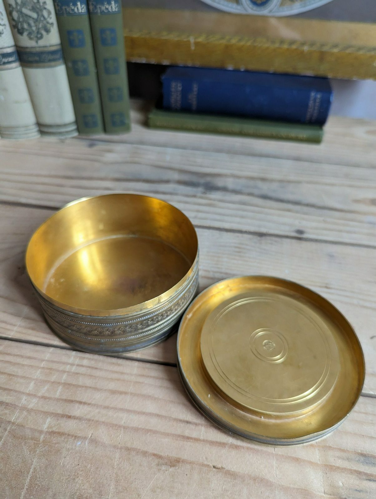 A Stunning French Gilt Brass Neoclassical Trinket Box By Jollet & Cie Paris Sculptor Emmanuel Hannaux C1906 photo 375.0